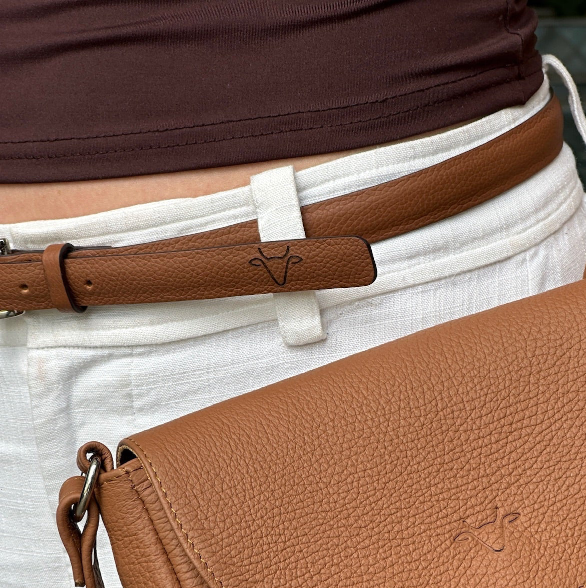 VIS Sleek Leather Belt